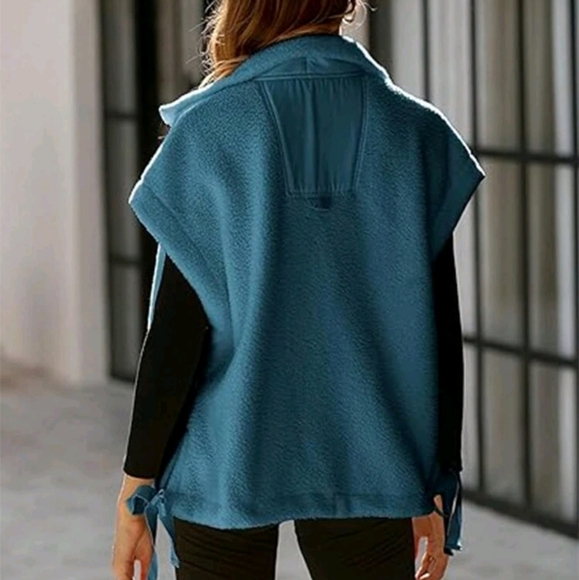 Women's Oversized Fleece Vest Sleeveless Casual Button Down Piecing Fuzzy Sherpa - Picture 2 of 3